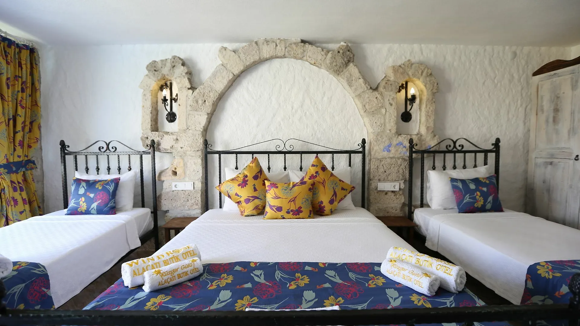 Ruezgar Guelue Butik Otel 2*, Alacati Turkey